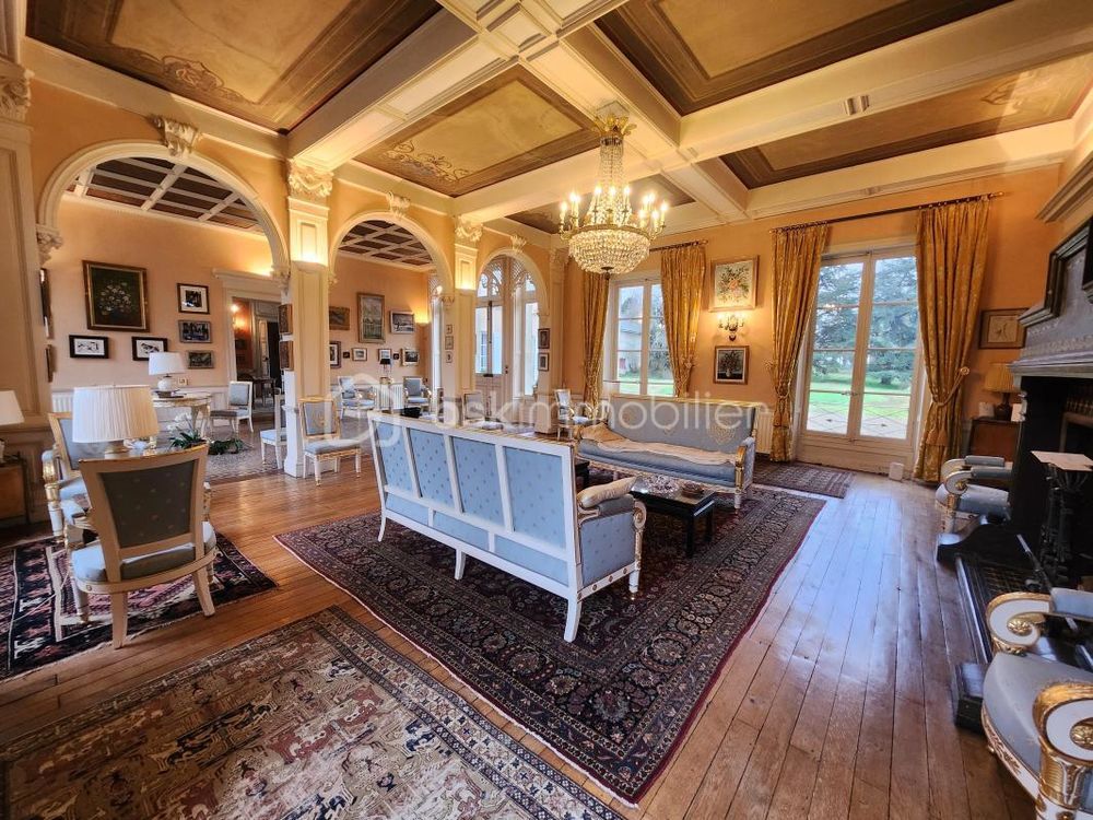 � vendre  Propri�t�/ch�teau Jazeneuil (86600)