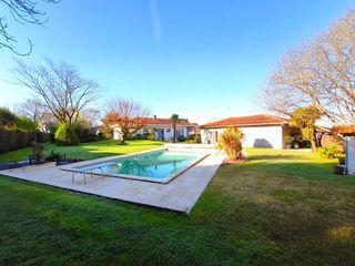  Villa � vendre 7 pi�ces 193 m�