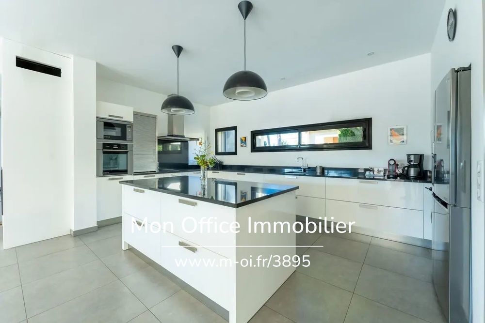 � vendre  Villa Le Beausset (83330)