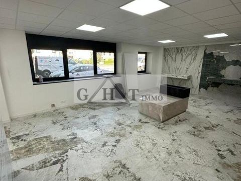 bureaux 47M2 A LOUER MOISSY CRAMAYEL 840 77127 Moissy cramayel