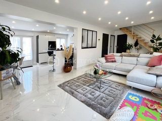  Maison � vendre 6 pi�ces 145 m�