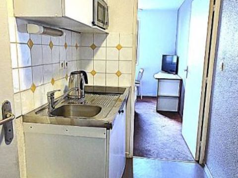 SAINT NAZAIRE - MURS COMMERCIAUX LOUES,  LOGEMENT DE TOURISME  18,89 m&sup2; 61000 44600 Saint nazaire