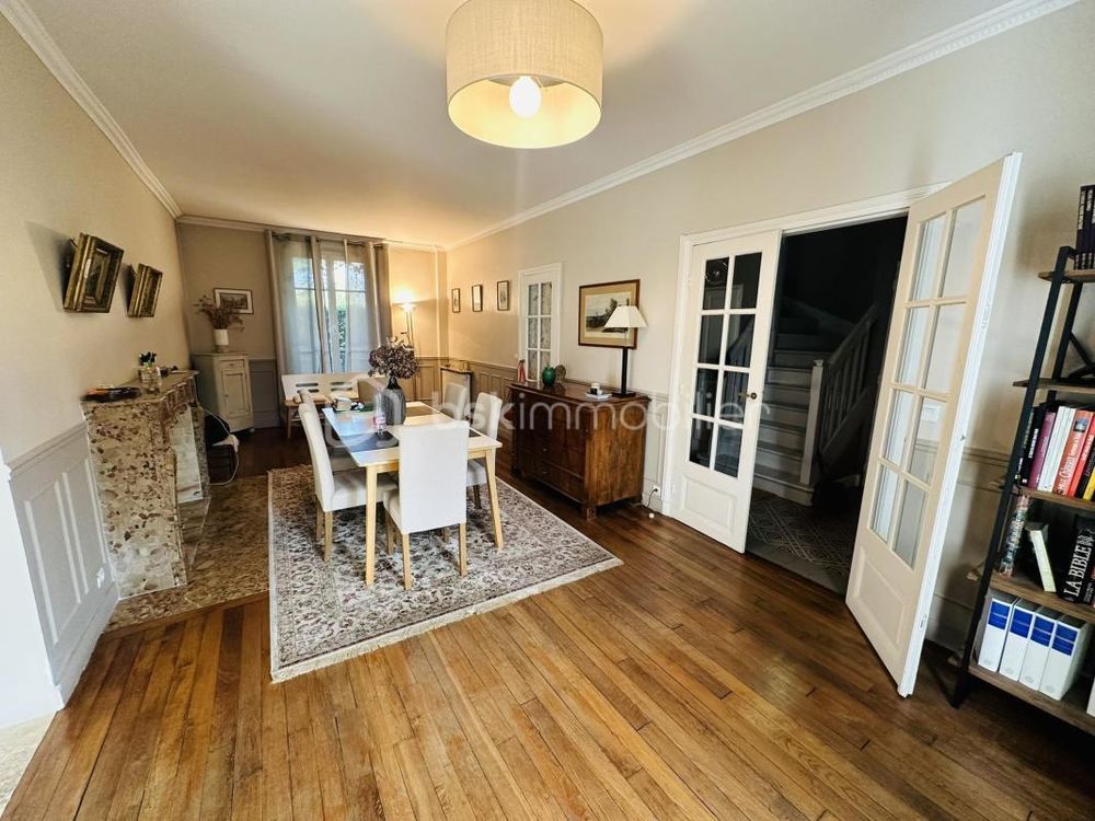 � vendre  Villa Bois-le-Roi (77590)