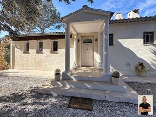  Maison � vendre 5 pi�ces 205 m�