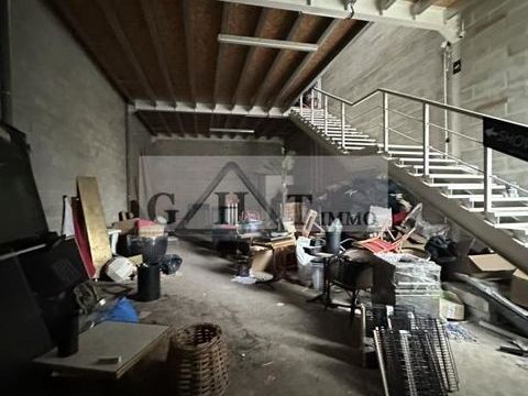 Local d'activit&eacute;s &agrave; Louer 198m2 Romainville 2360 93230 Romainville