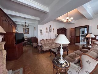  Maison � vendre 8 pi�ces 318 m�