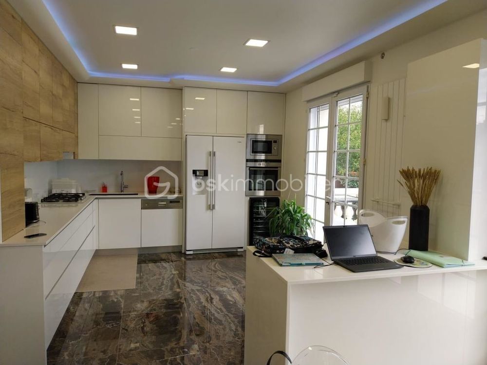 � vendre  Maison Champs-sur-Marne (77420)