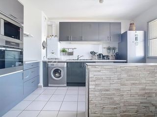  Appartement � vendre 4 pi�ces 79 m�