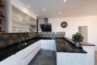  Propri�t�/ch�teau � vendre 8 pi�ces 158 m�