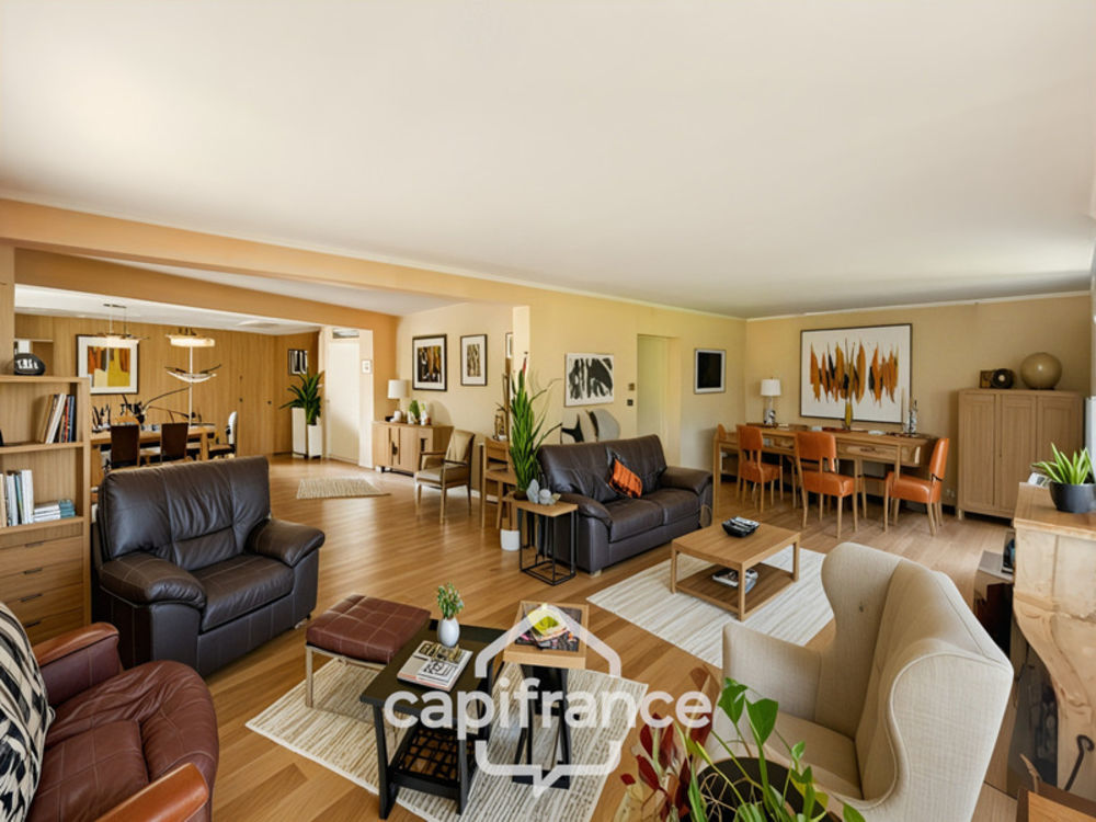 � vendre  Propri�t�/ch�teau Dijon (21000)