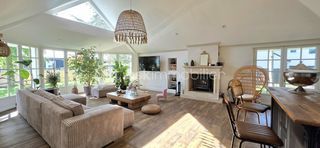  Propri�t�/ch�teau � vendre 7 pi�ces 280 m�