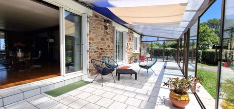   A vendre-Bretagne-Finist�re sud-Poullan sur mer-maison-6 pi�ces-double garage-jardin-d�pendance Maison - 6 pi�ce(s) - 210 m�