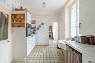  Maison � vendre 10 pi�ces 240 m�