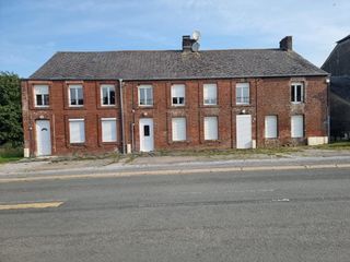  Immeuble � vendre 14 pi�ces 311 m�