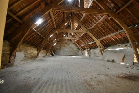   Corps de ferme avec hangar Maison - 5 pi�ce(s) - 72 m�