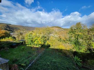  Immeuble � vendre 10 pi�ces 333 m�