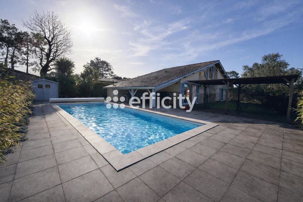 � vendre  Villa Lanton (33138)