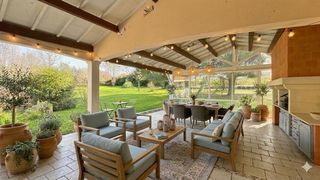  Maison � vendre 10 pi�ces 333 m�