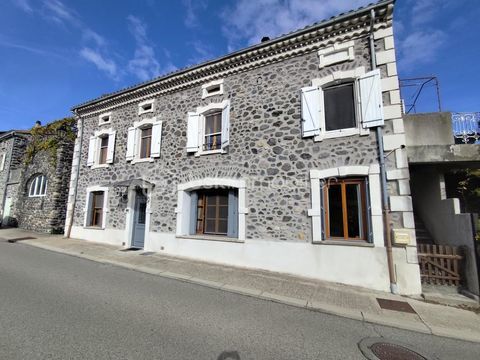   MAISON EN PIERRES ARDECHE MERIDIONNALE Maison - 8 pi�ce(s) - 120 m�