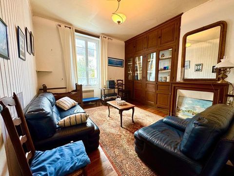   ILE-AUX-MOINES - Un pied-�-terre au coeur du bourg Appartement - 3 pi�ce(s) - 56 m�