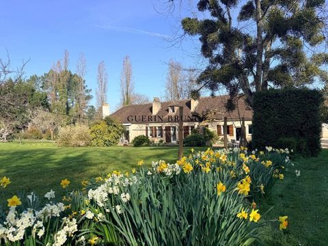   P�RIGORD � PROPRI�T� DE CHARME AVEC MAISON D'AMIS Propri�t�/ch�teau - 10 pi�ce(s) - 364 m�