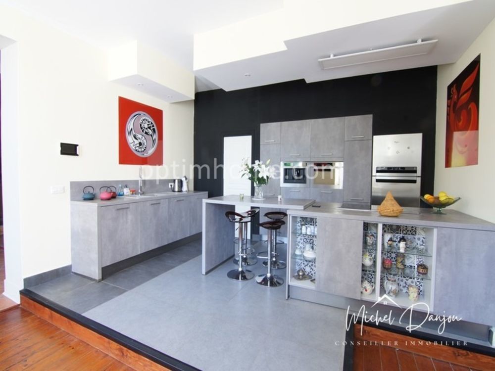 � vendre  Propri�t�/ch�teau Toulouse (31000)