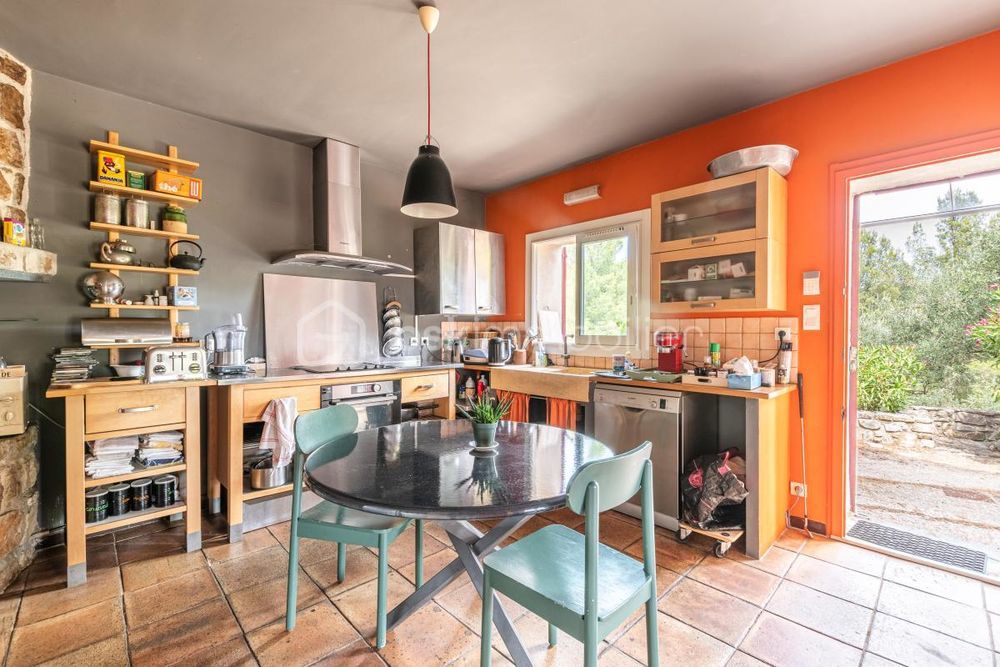 � vendre  Maison Le Revest-les-Eaux (83200)