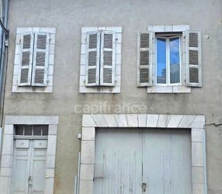  Immeuble � vendre 15 + pi�ces 616 m�