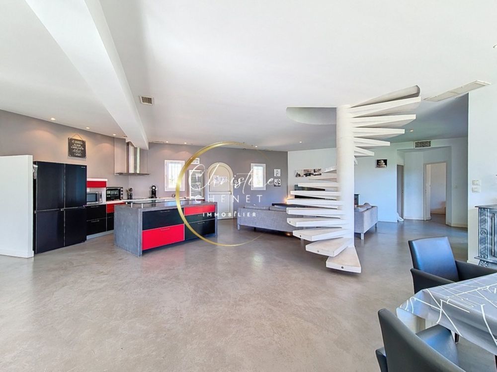 � vendre  Maison Aigues-Mortes (30220)