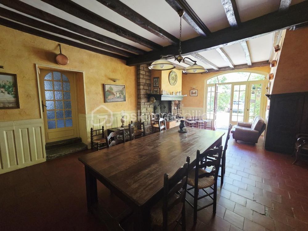 � vendre  Propri�t�/ch�teau Salies-de-B�arn (64270)