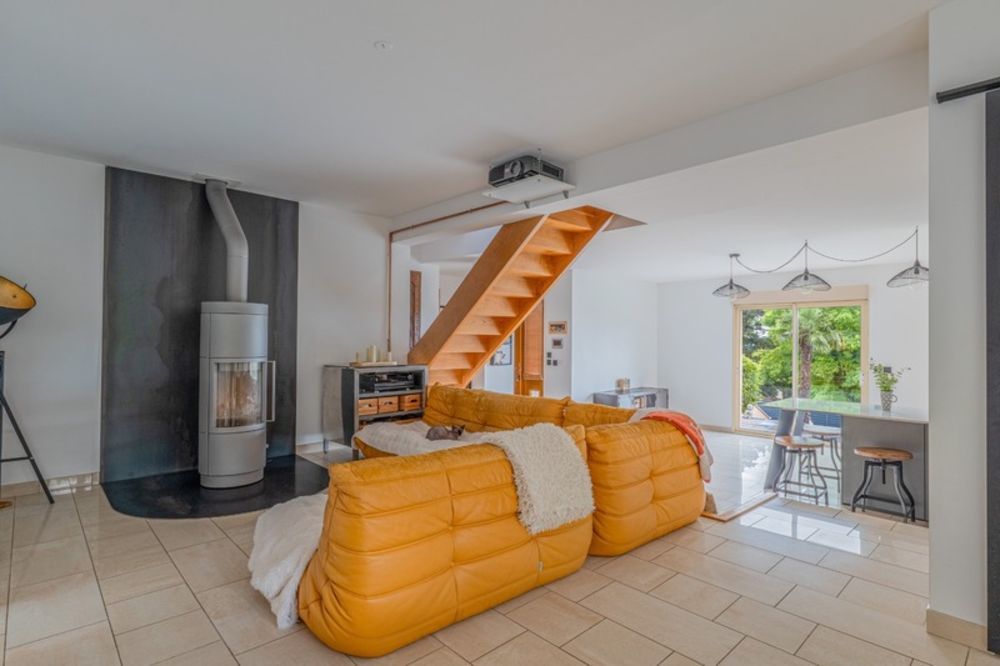 � vendre  Villa Lyon 5