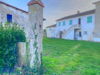  Maison � vendre 10 pi�ces 220 m�