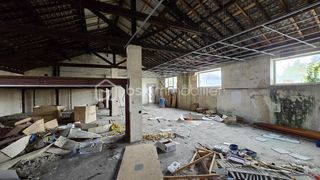  Immeuble � vendre 10 pi�ces 1395 m�