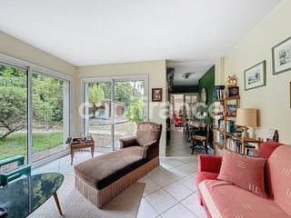  Maison � vendre 9 pi�ces 305 m�