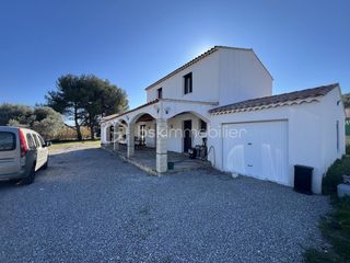  Villa � vendre 4 pi�ces 142 m�