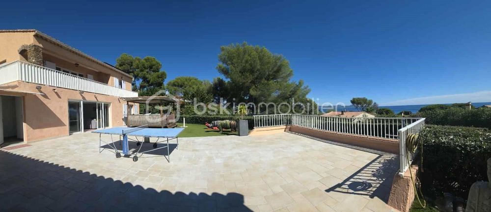 � vendre  Propri�t�/ch�teau Les Issambres (83380)