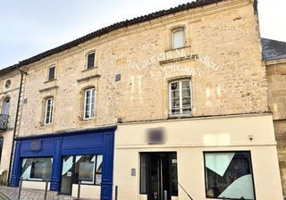  Immeuble � vendre 244 m�