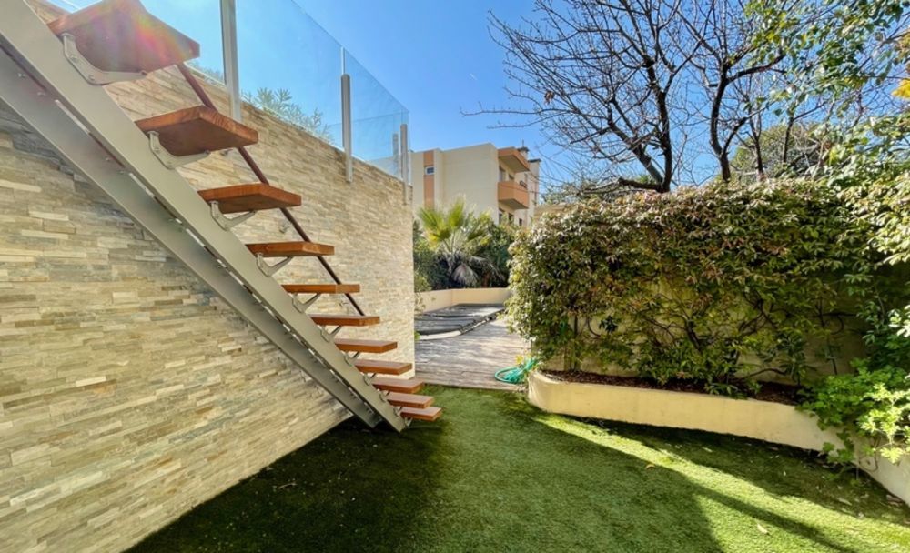 � vendre  Appartement Antibes (06600)