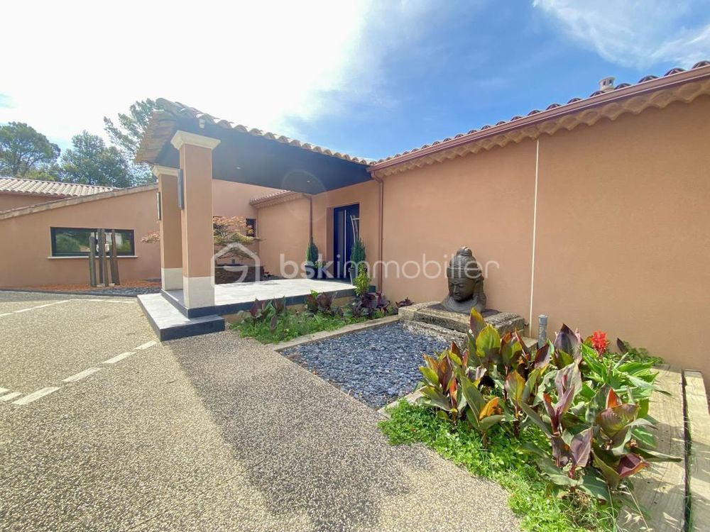 � vendre  Propri�t�/ch�teau Uchaux (84100)