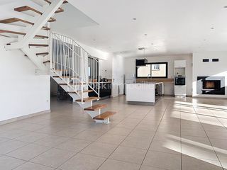  Maison � vendre 6 pi�ces 171 m�