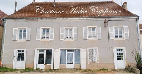 Immeuble de 168 m&sup2; entre Cluny et Charolles &agrave; Saint Bonnet de Joux 59000 71220 Saint bonnet de joux