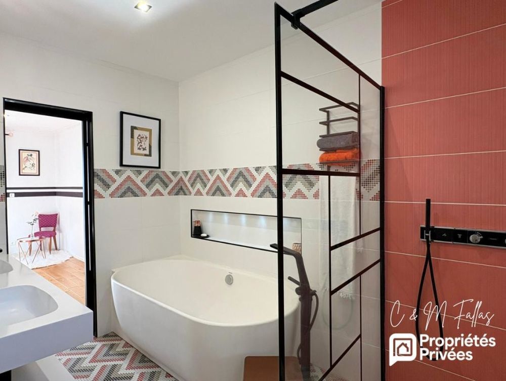 � vendre  Propri�t�/ch�teau Visan (84820)