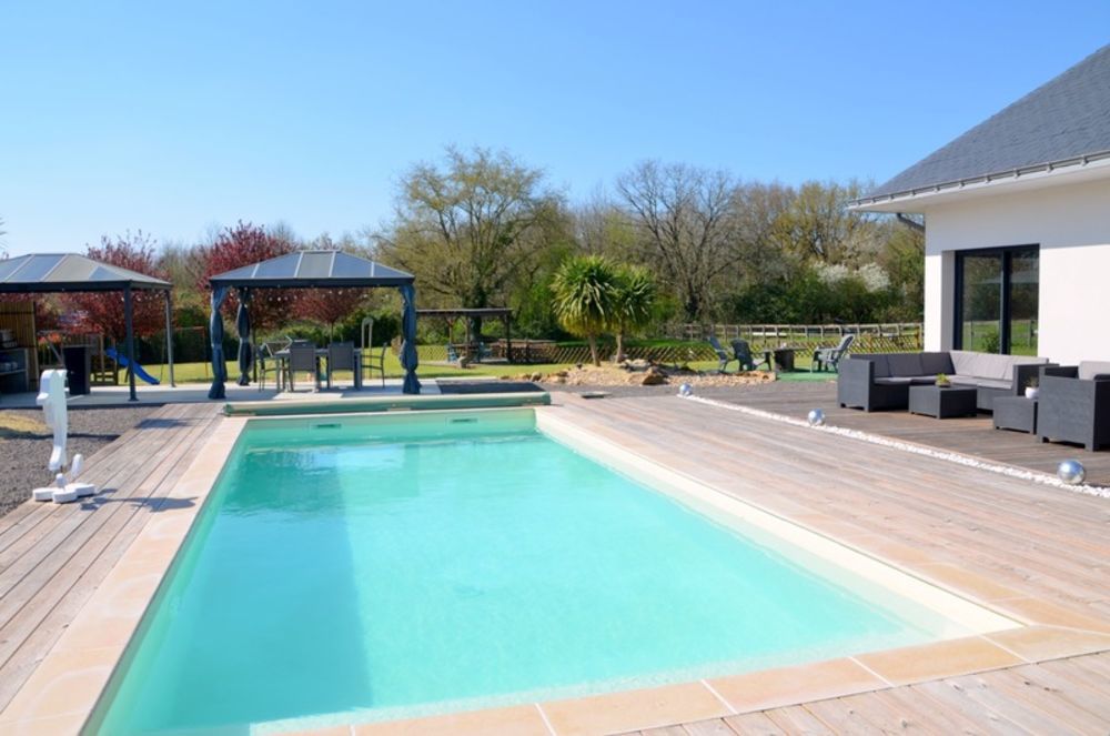 � vendre  Maison Saint-Martin-du-Fouilloux (49170)