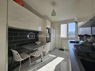  Appartement � vendre 5 pi�ces 90 m�