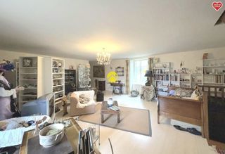  Propri�t�/ch�teau � vendre 13 pi�ces 309 m�