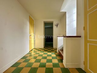  Maison � vendre 10 pi�ces 241 m�