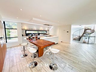  Villa � vendre 8 pi�ces 390 m�