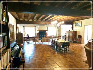  Propri�t�/ch�teau � vendre 10 pi�ces 306 m�