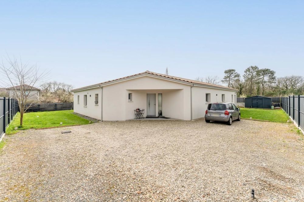 � vendre  Maison Camblanes-et-Meynac (33360)