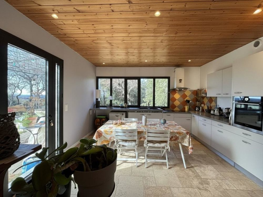 � vendre  Villa Montbrison-sur-Lez (26770)